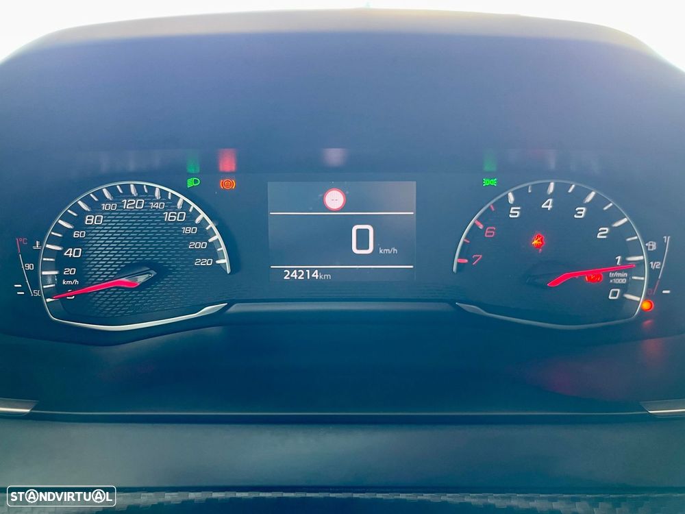 Peugeot 208 1.2 PureTech Active Pack - 12