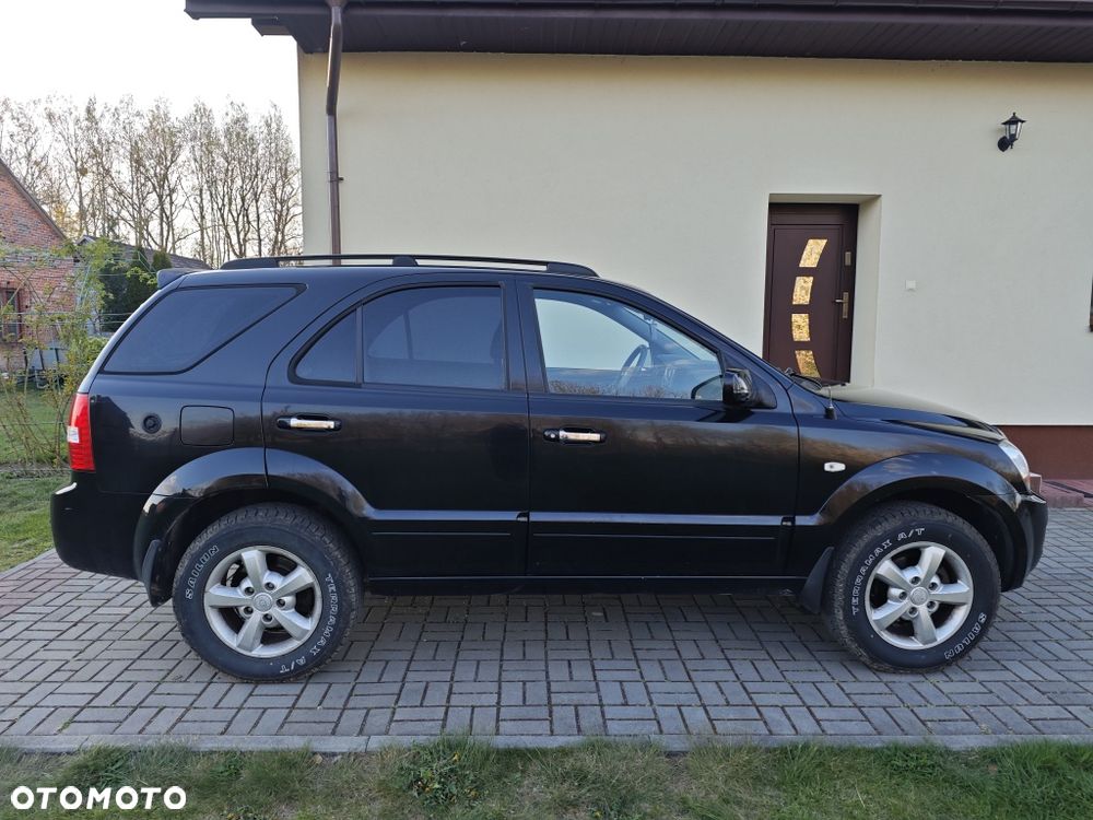 Kia Sorento - 4