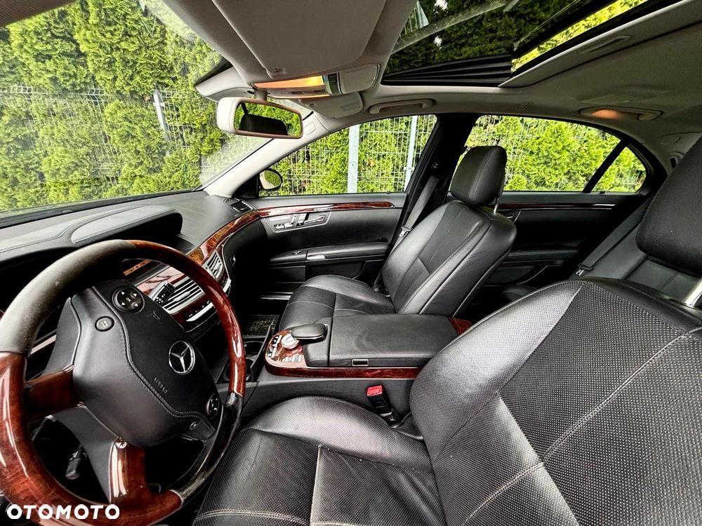 Mercedes-Benz Klasa S 350 4Matic 7G-TRONIC - 23