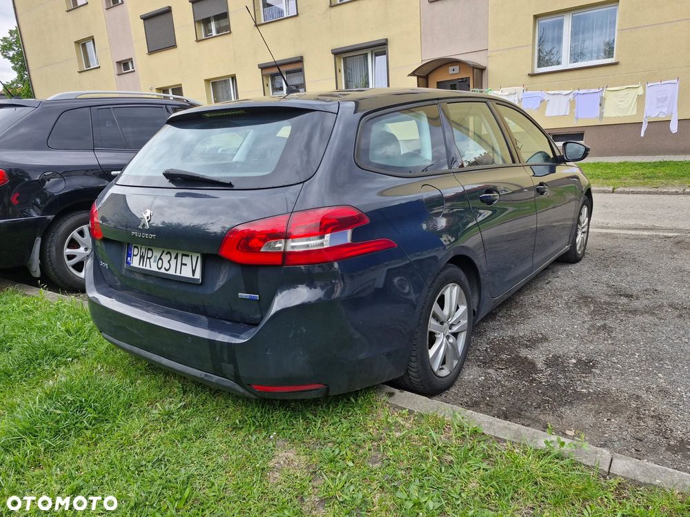 Peugeot 308 1.6 BlueHDi Active S&S - 4