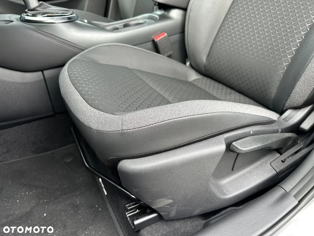 Nissan Juke 1.0 DIG-T N-Connecta DCT - 12