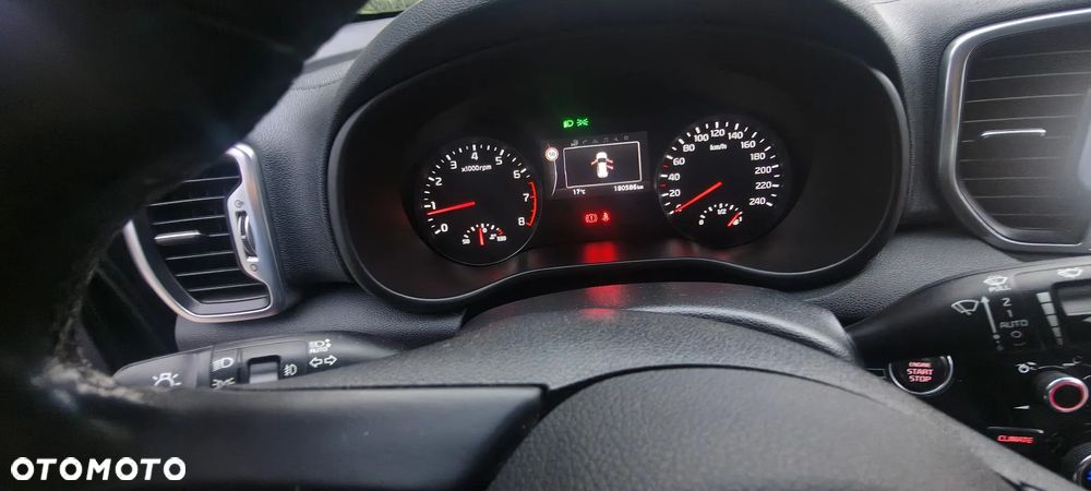 Kia Sportage 1.6 T-GDI L Business Line 2WD - 17
