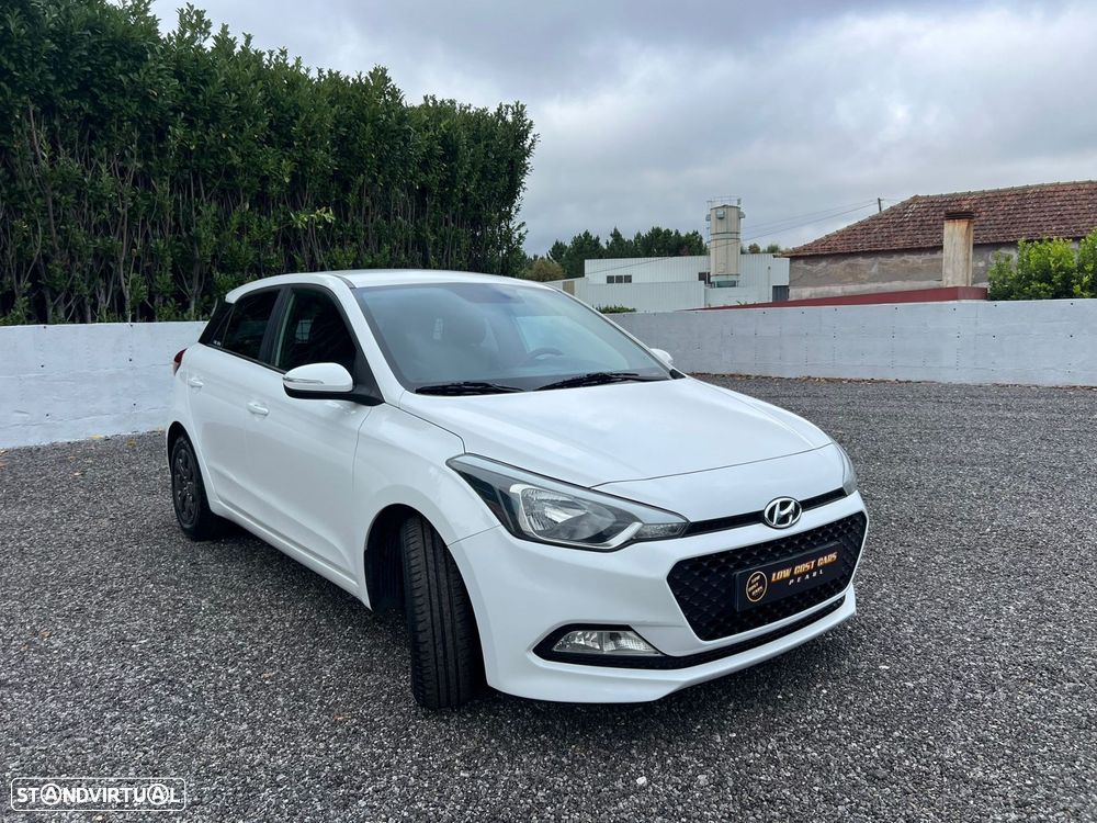 Hyundai i20 1.1 CRDi Urban - 2