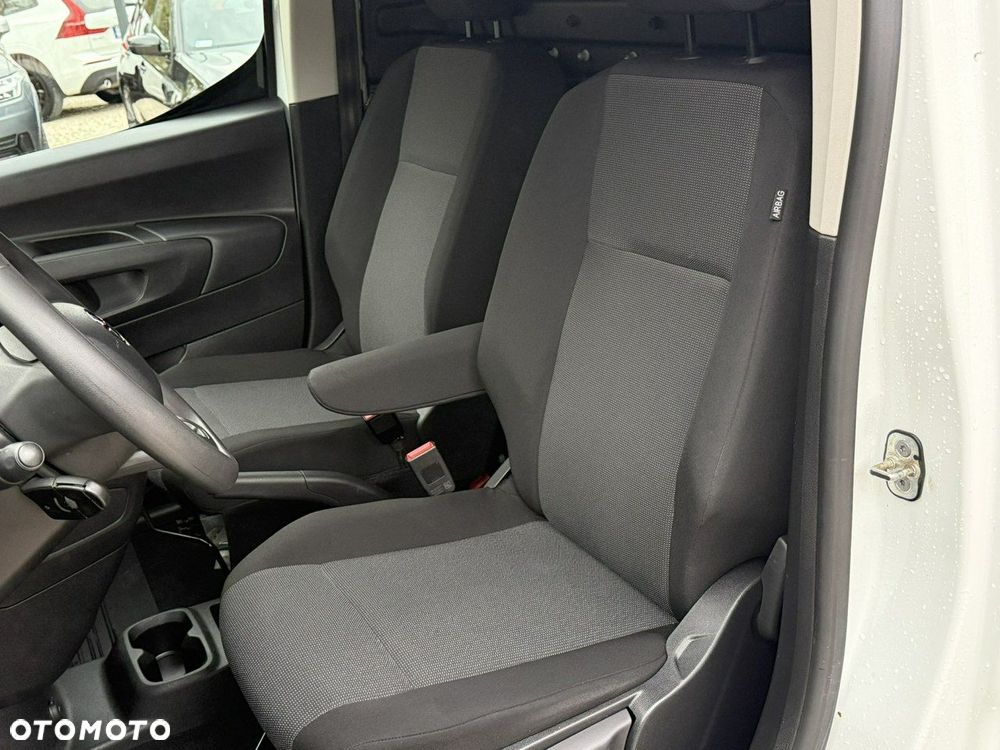 Toyota Proace City - 13