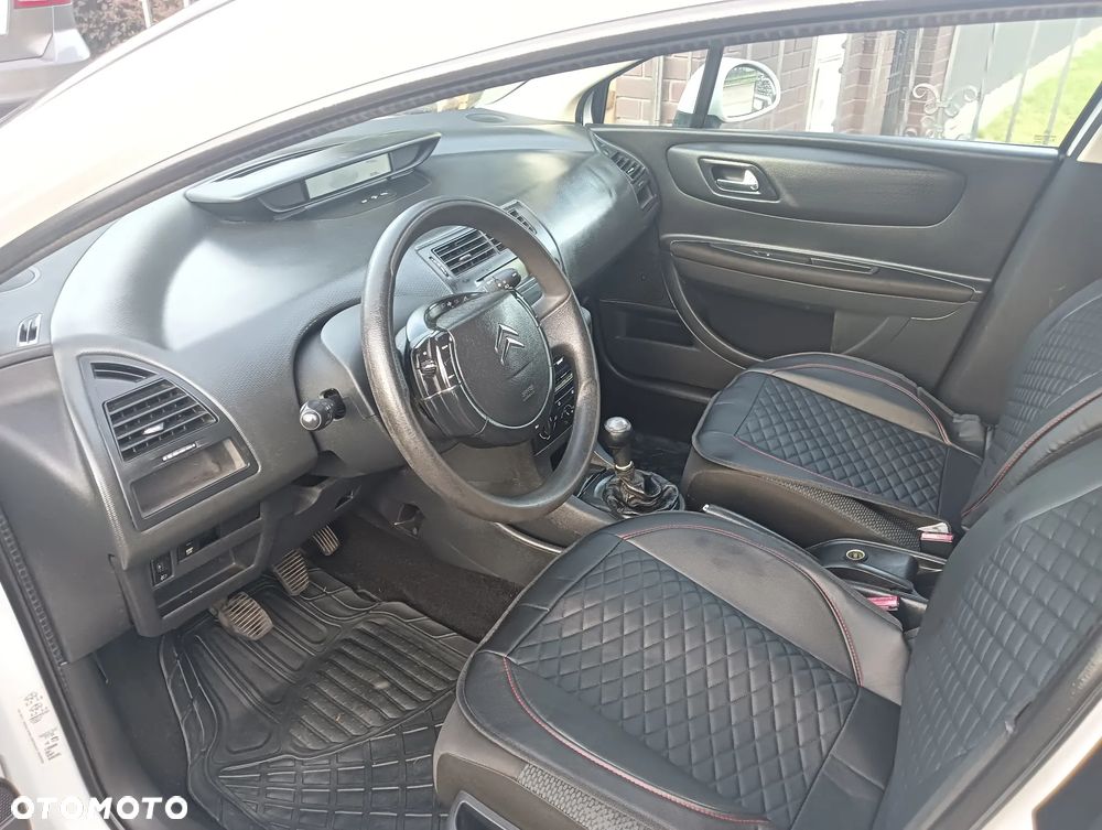 Citroën C4 1.4 16V Style - 9