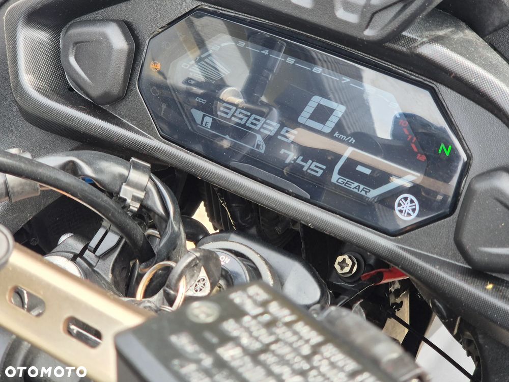Yamaha MT - 15