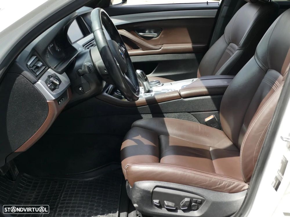 BMW 520 d Pack M Auto - 31