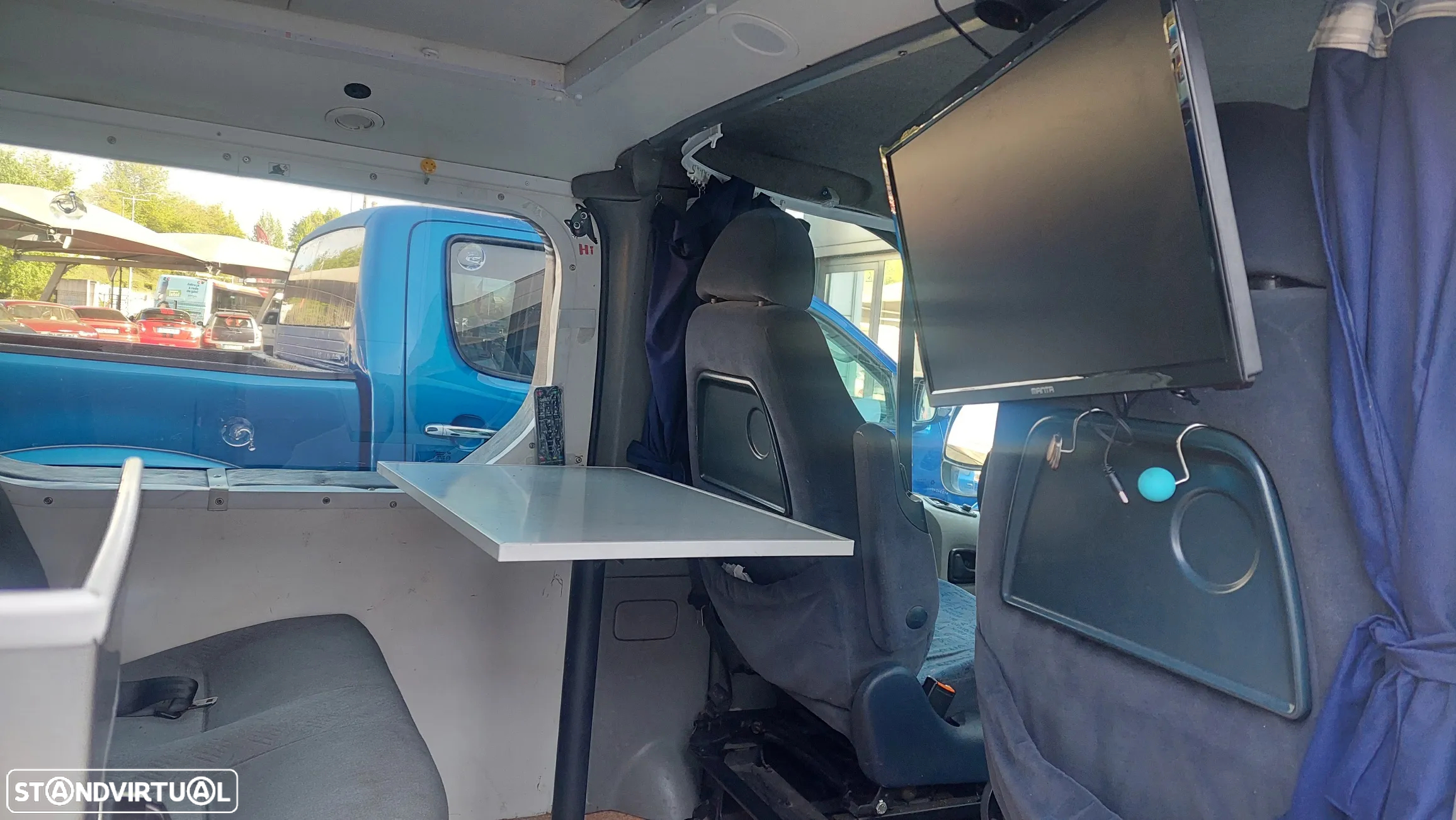 Renault Trafic AUTOCARAVANA - 23