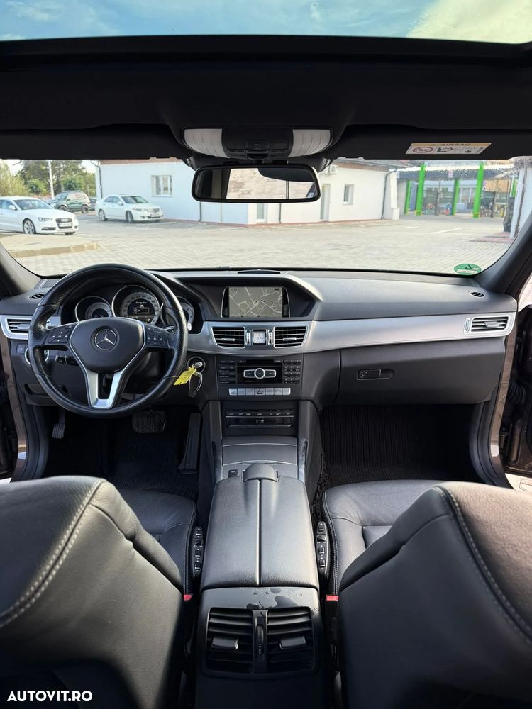 Mercedes-Benz E 300 T BlueTEC HYBRID 7G-TRONIC Avantgarde - 7