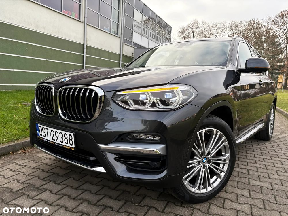 BMW X3 xDrive20d Luxury Line - 17