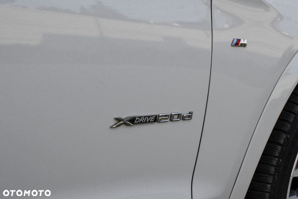 BMW X4 xDrive20d - 9