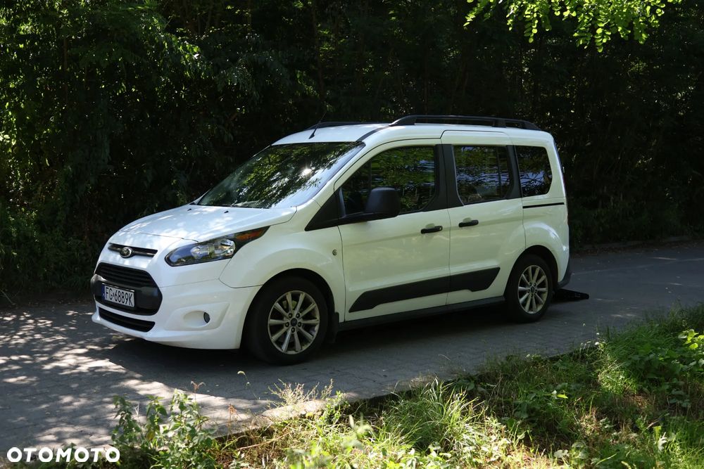 Ford Transit Connect - 4