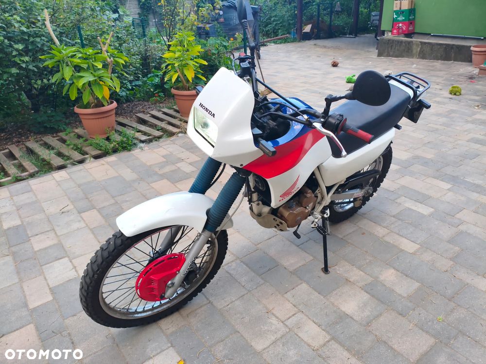 Honda NX - 3