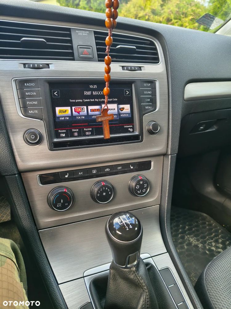 Volkswagen Golf - 12