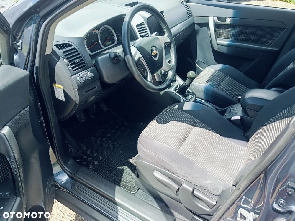Chevrolet Captiva 2.4 2WD 5 Sitzer LS - 8