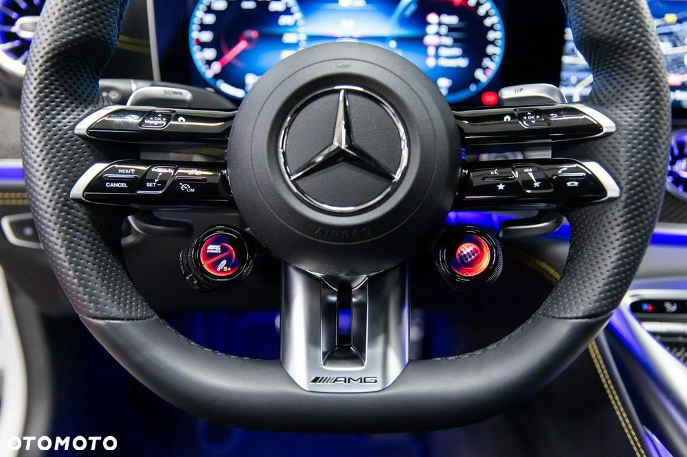 Mercedes-Benz AMG GT - 34