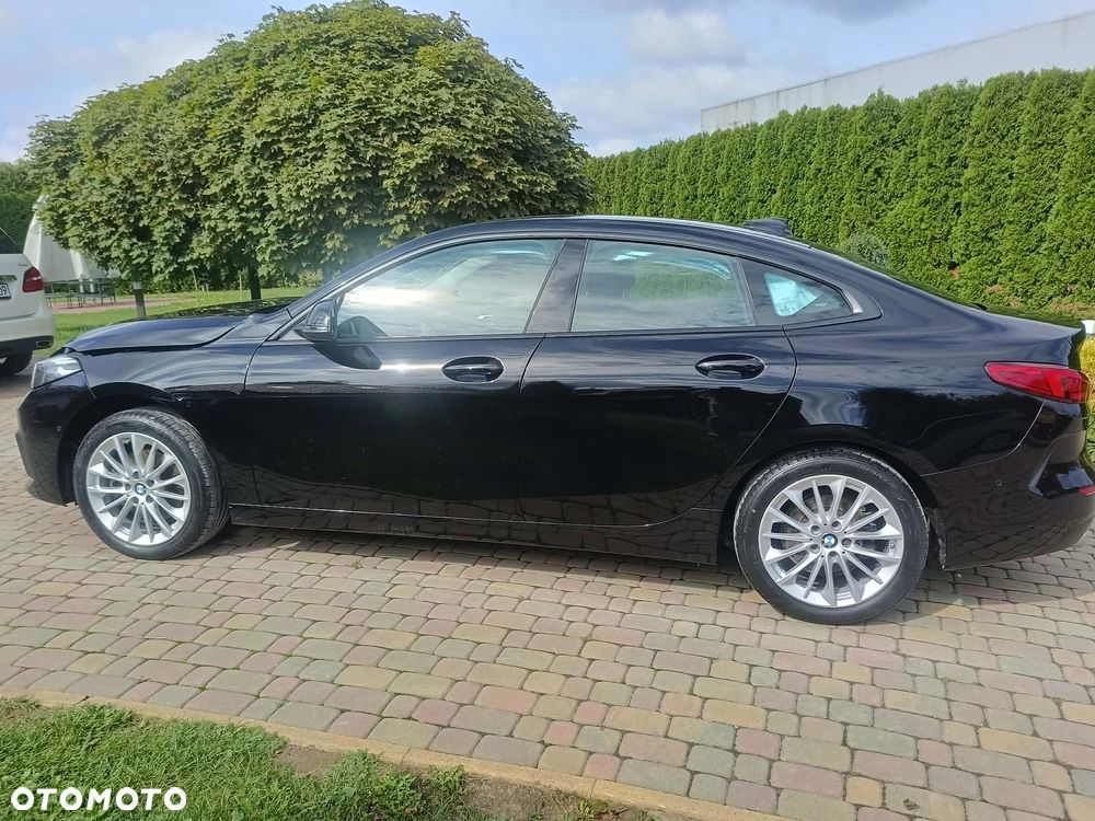 BMW Seria 2 218d Sport Line sport - 2