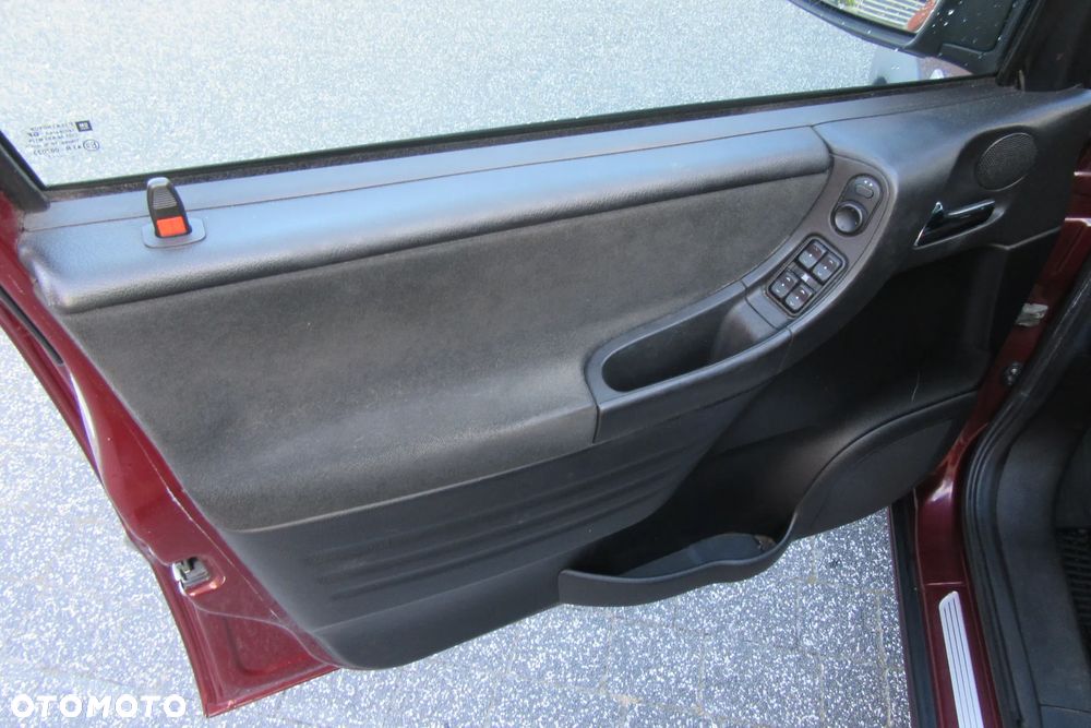 Opel Zafira - 9