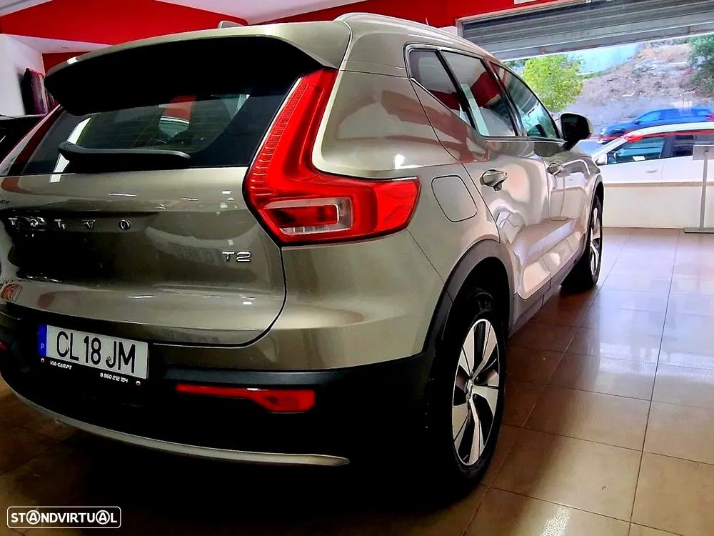 Volvo XC 40 1.5 T2 Momentum Plus Geartronic - 10