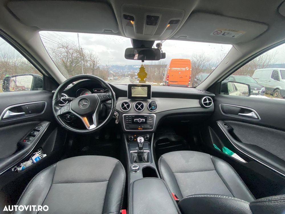 Mercedes-Benz GLA 200 CDI - 13