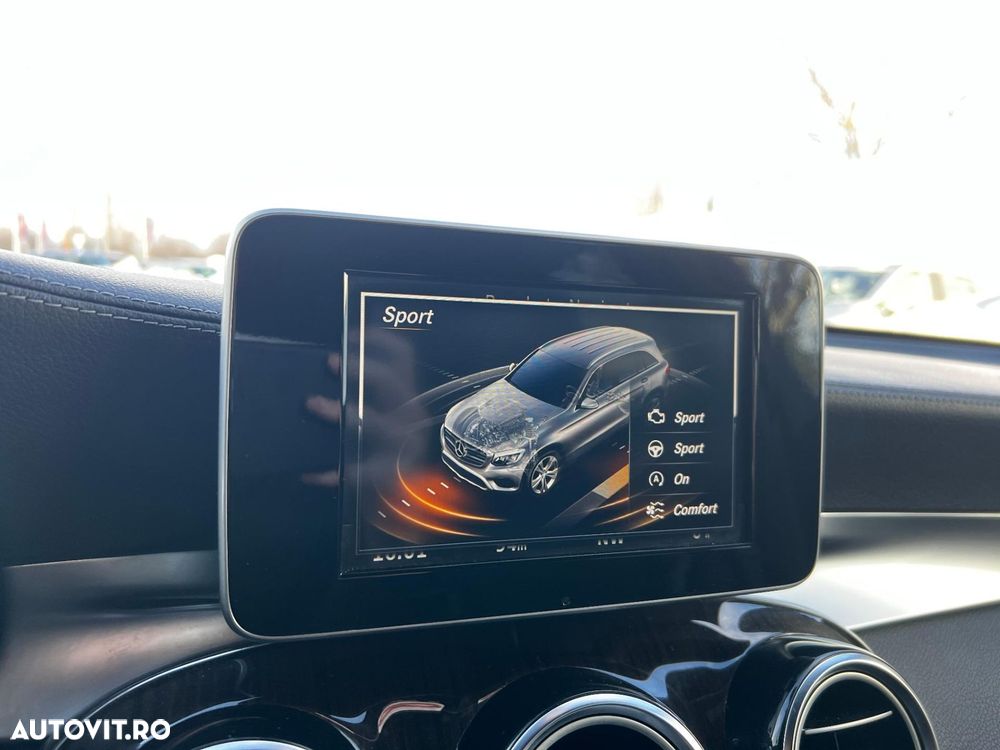 Mercedes-Benz GLC - 26