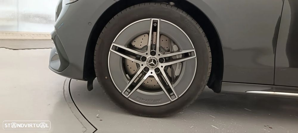 Mercedes-Benz E 300 - 17