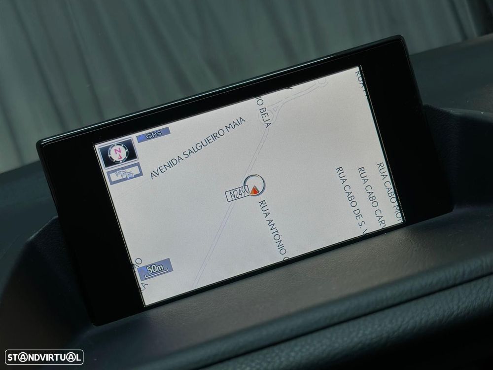 Lexus CT 200h - 15