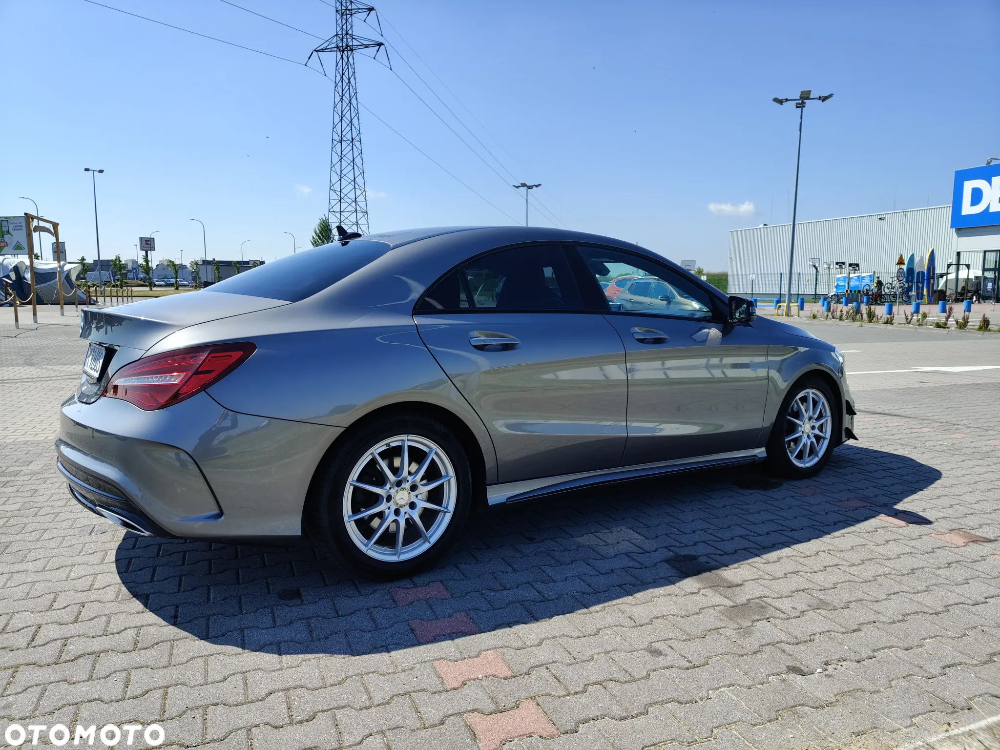 Mercedes-Benz CLA 220 4-Matic AMG Line - 17