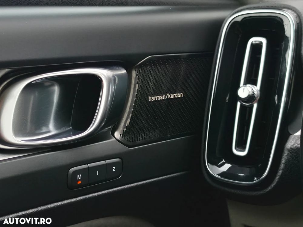 Volvo XC 40 D4 AWD Geartronic Inscription - 9