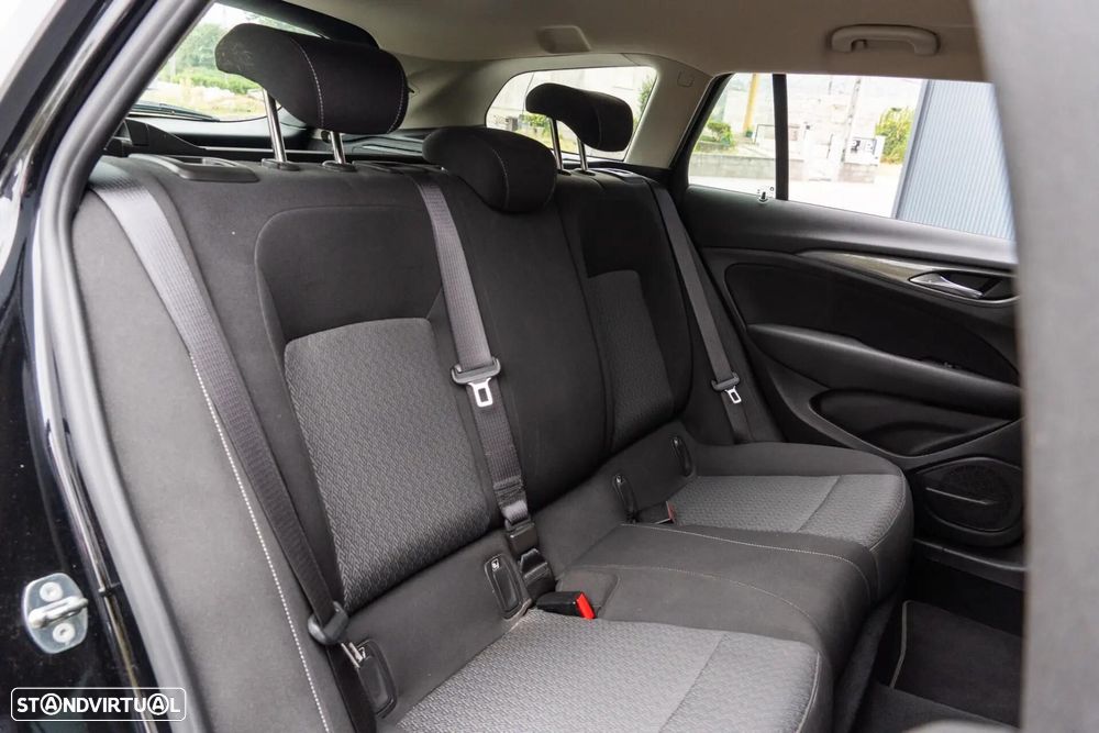 Opel Insignia Sports Tourer 1.6 CDTi Business Edition - 19