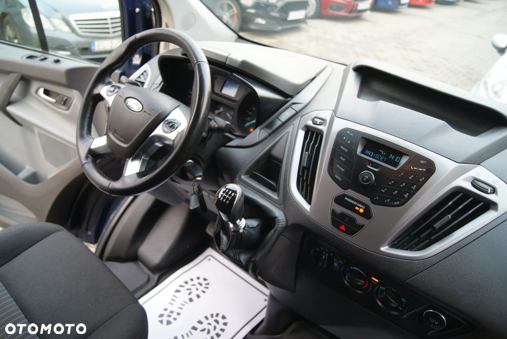 Ford Transit Custom - 32