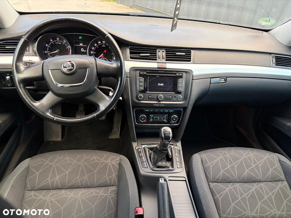 Skoda Superb 1.4 TSI Elegance - 23
