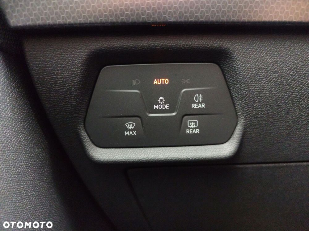 Seat Leon 1.5 eTSI Style DSG - 19