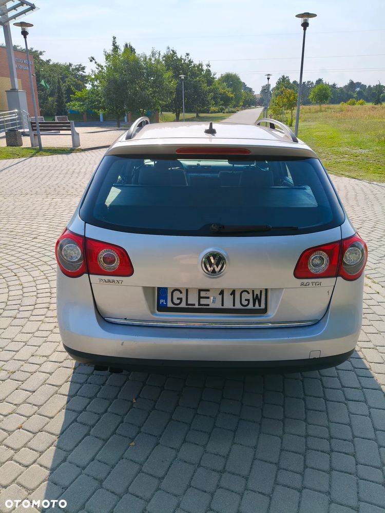 Volkswagen Passat Variant 2.0 TDI Comfortline - 4