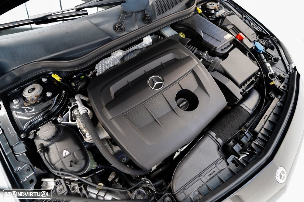 Mercedes-Benz A 180 CDi BE Edition AMG Line - 23