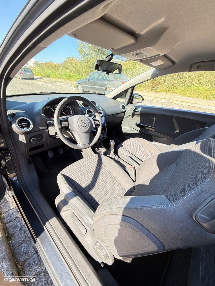 Opel Corsa 1.2 16V Energy - 14