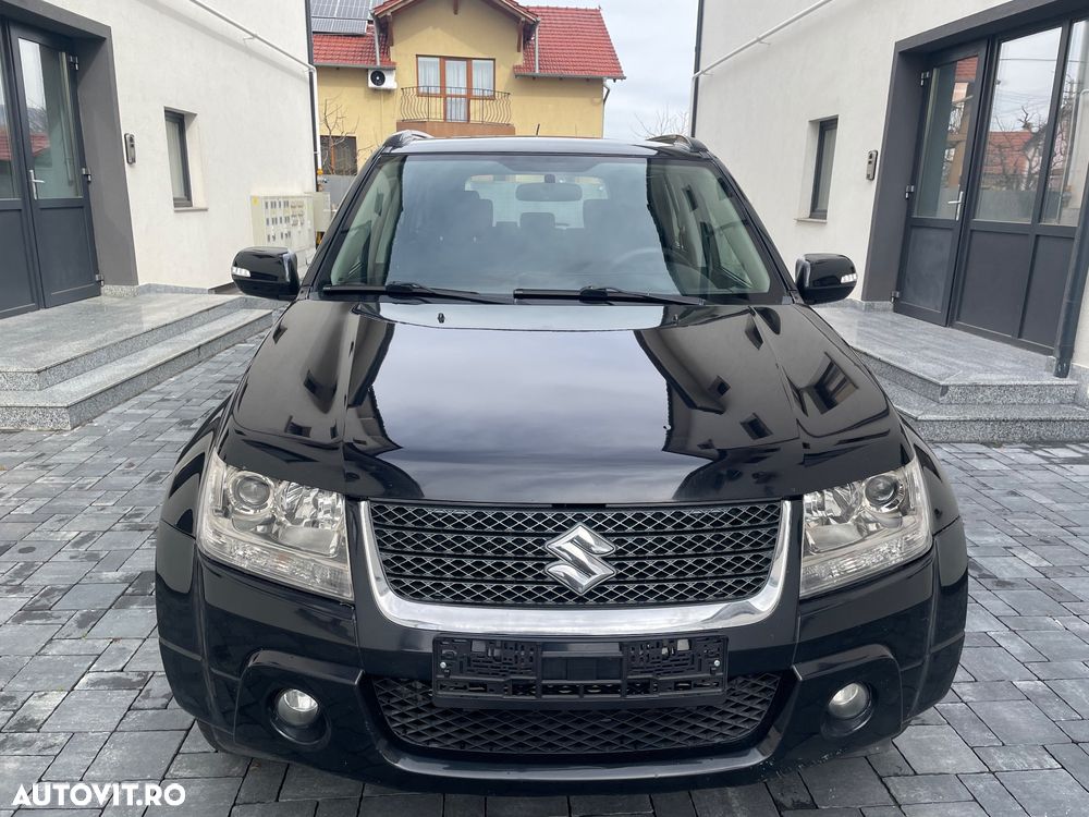 Suzuki Grand Vitara 1.9 DDiS Comfort DPF - 2