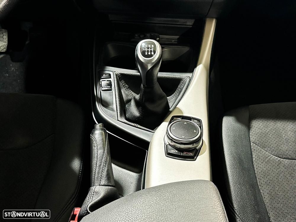 BMW 116 d EDynamics Line Sport - 25