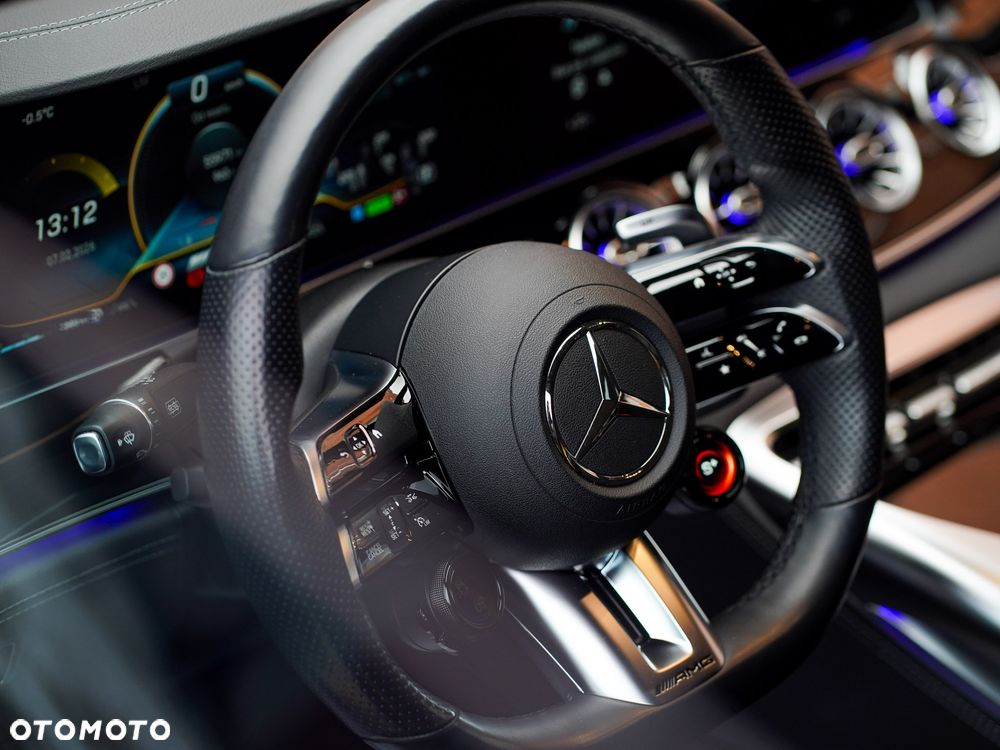 Mercedes-Benz AMG GT - 6