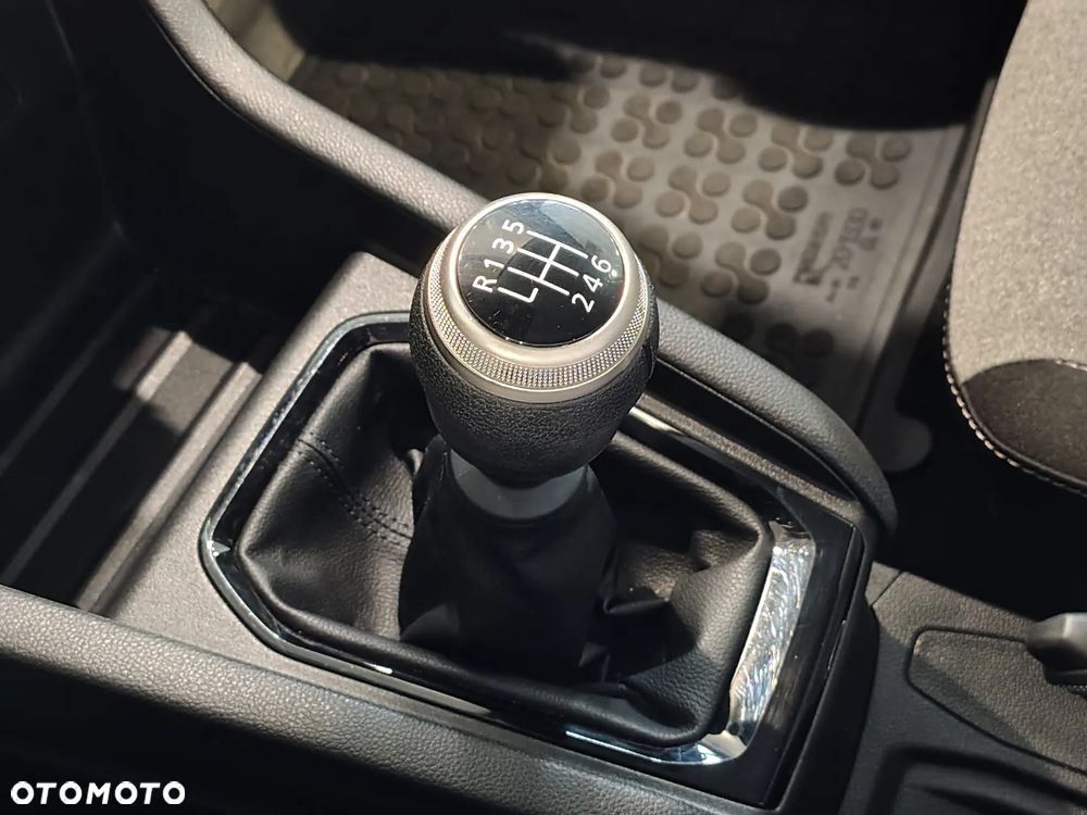 Renault Clio 1.0 TCe Evolution - 29