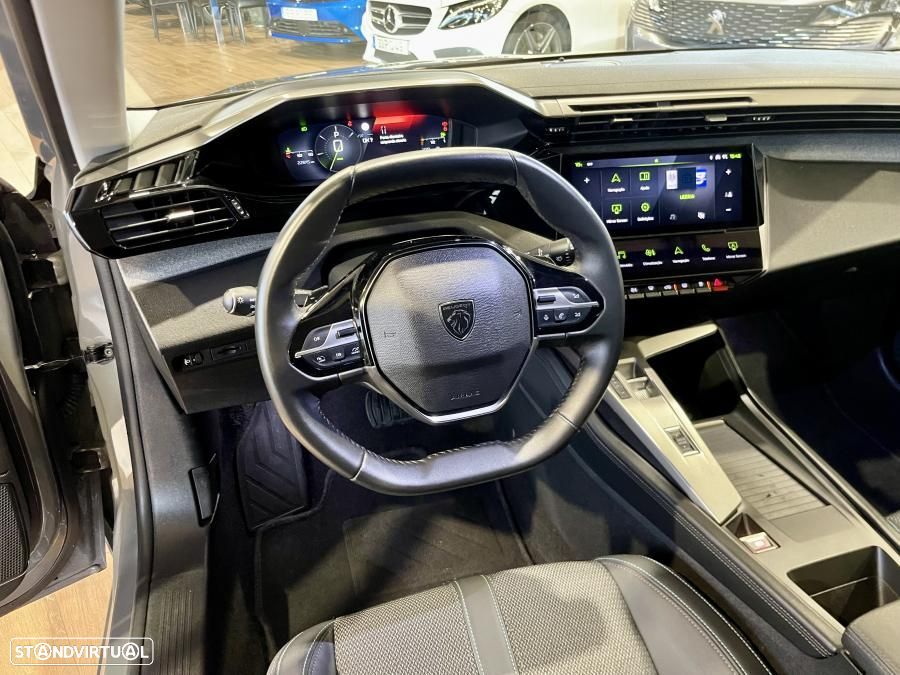 Peugeot 308 1.5 BlueHDi Allure Pack EAT8 — fotografia 10