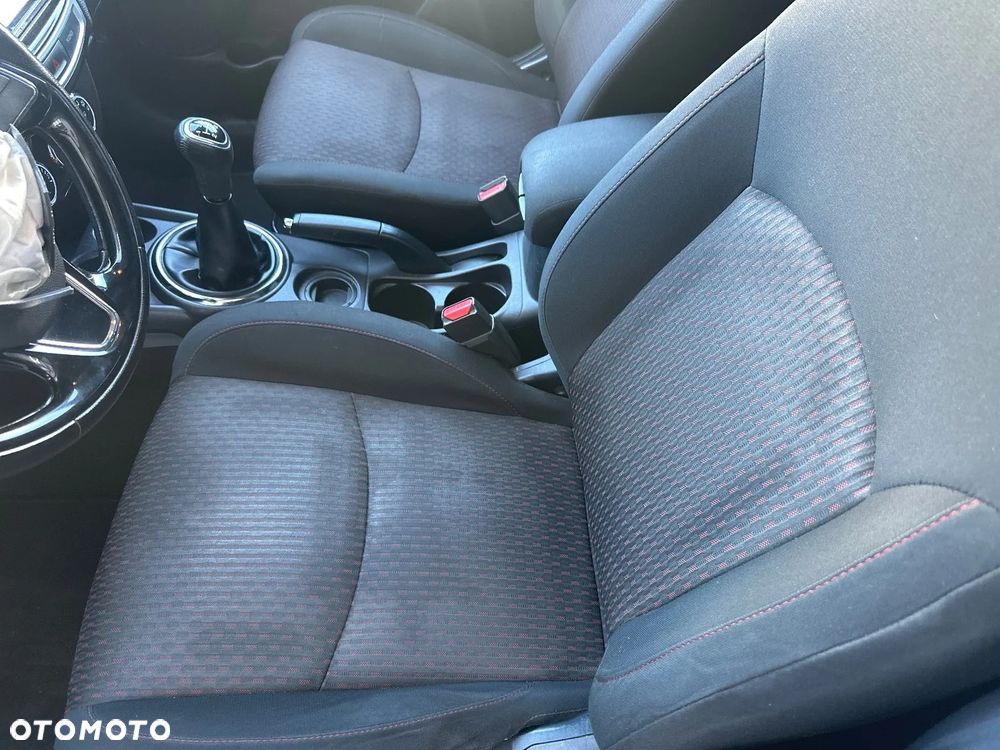 Mitsubishi ASX 1.6 Invite - 13
