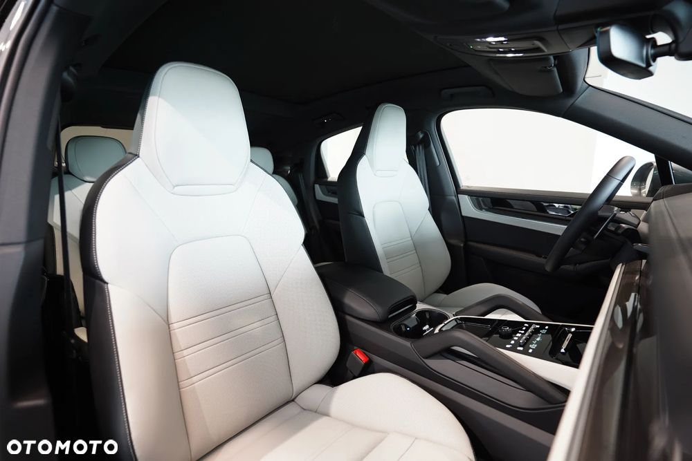 Porsche Cayenne Coupe S - 28
