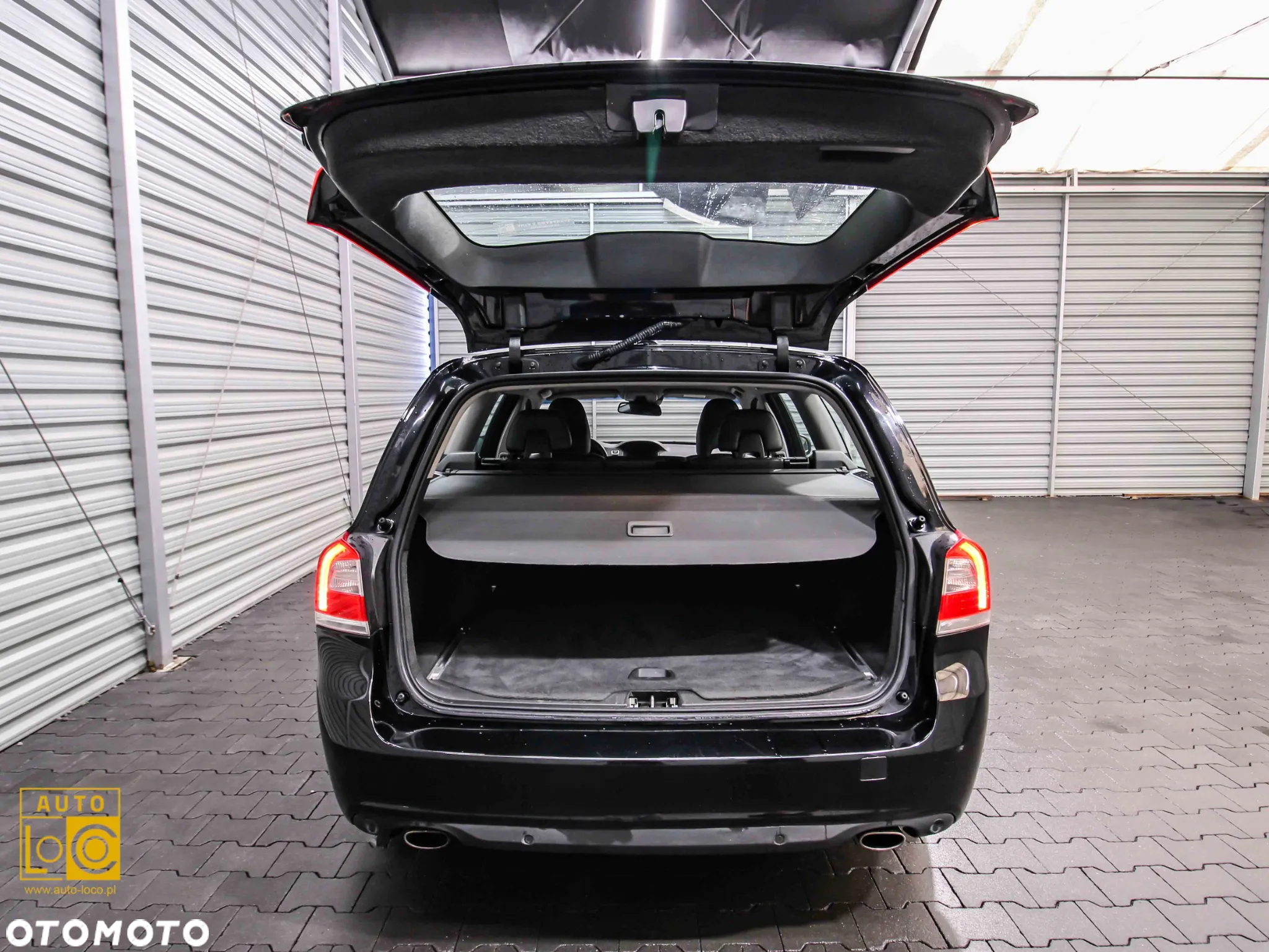 Volvo V70 T5 Geartronic Momentum - 12