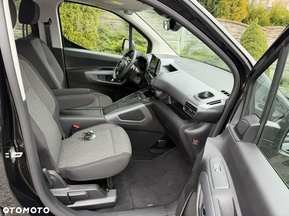 Opel Combo 1.5 D Automatik GS - 25