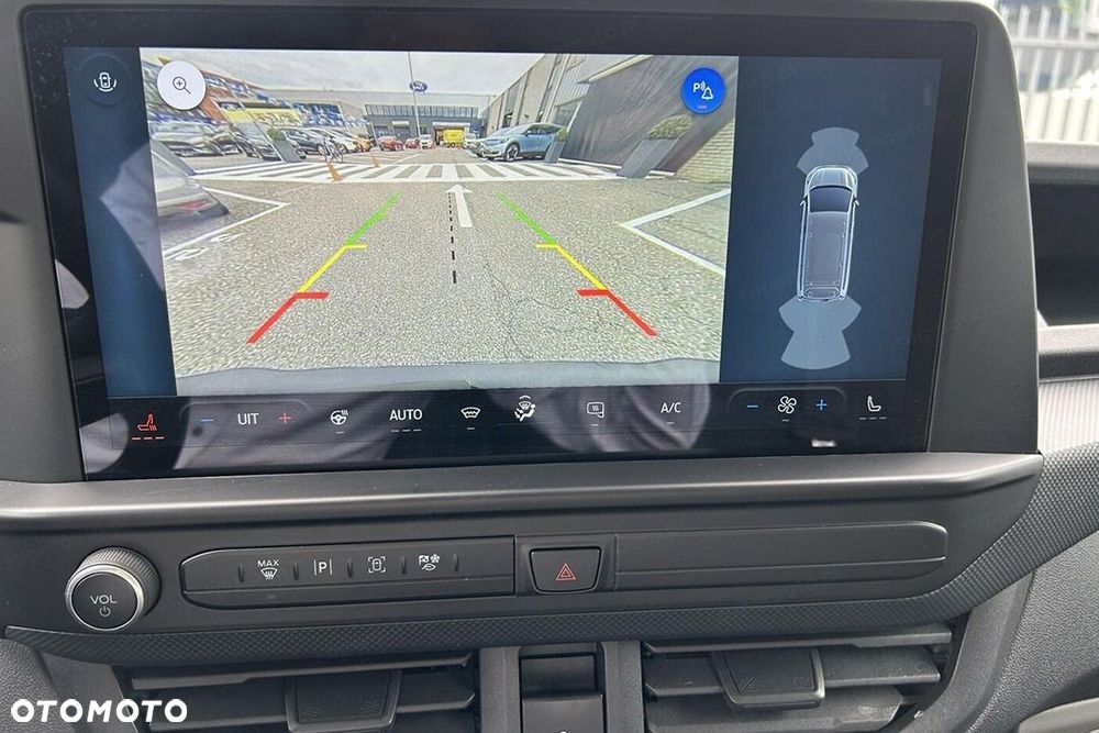 Ford Transit Custom 320 L2H1 Trend PHEV CVT 2.5 232KM - 14