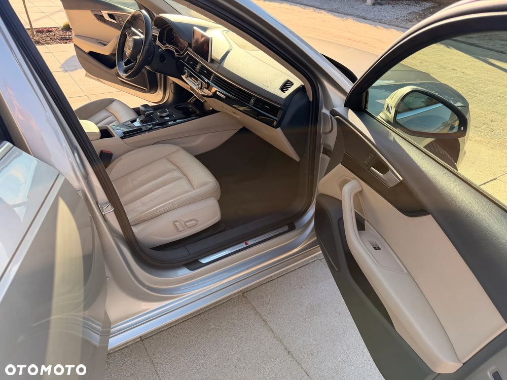 Audi A4 Limousine - 14