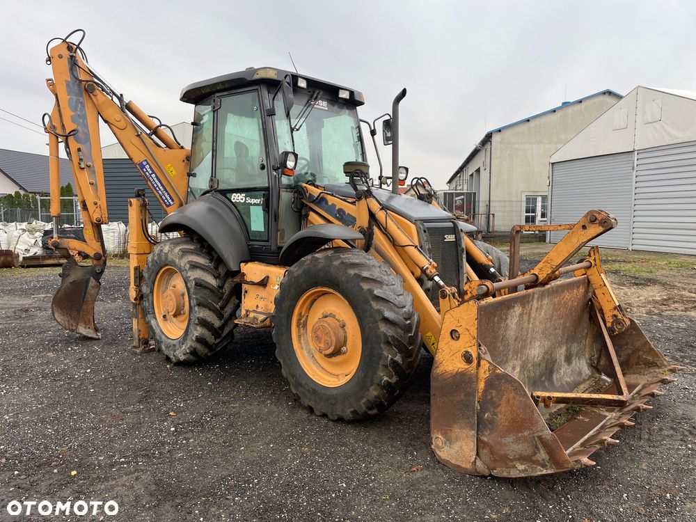 Case 695 Super R - 1
