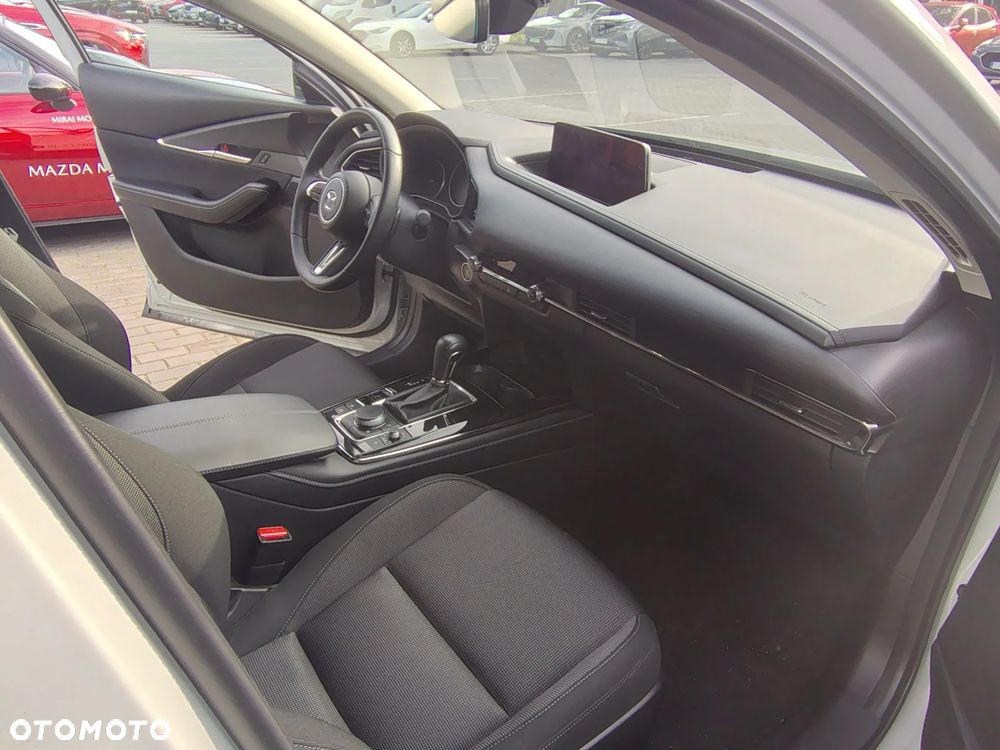 Mazda CX-30 2.0 mHEV Centre-Line 2WD - 11