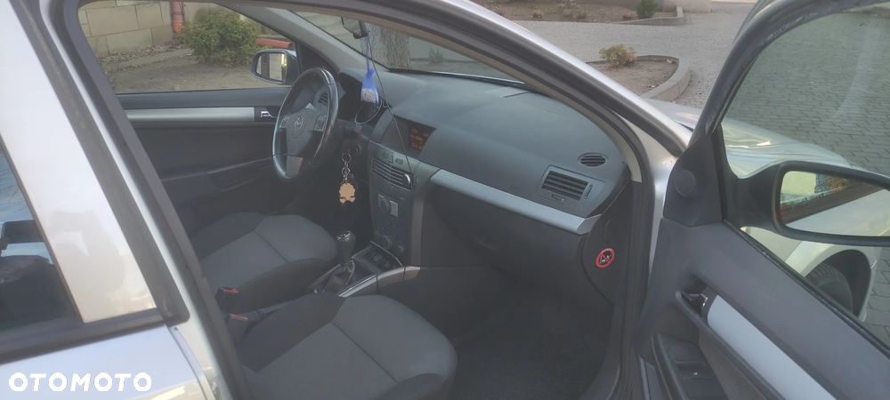 Opel Astra 1.6 Enjoy - 7